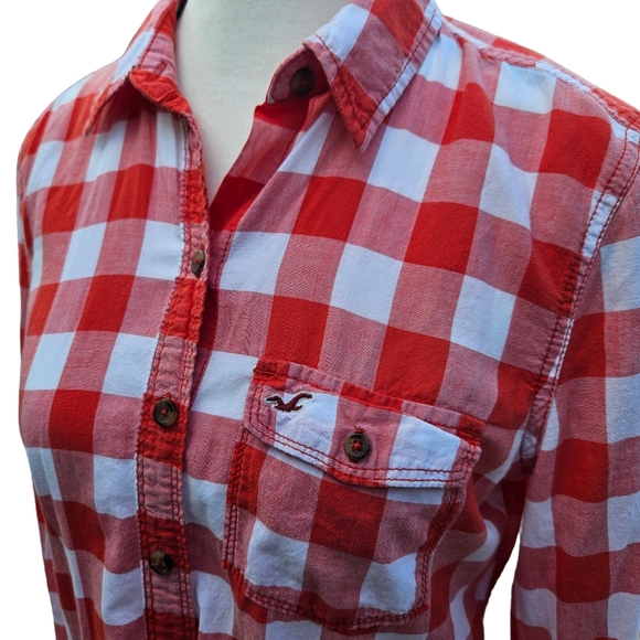 Hollister Women's Red Gingham Button-down Top Medium - Picture 2 of 9
